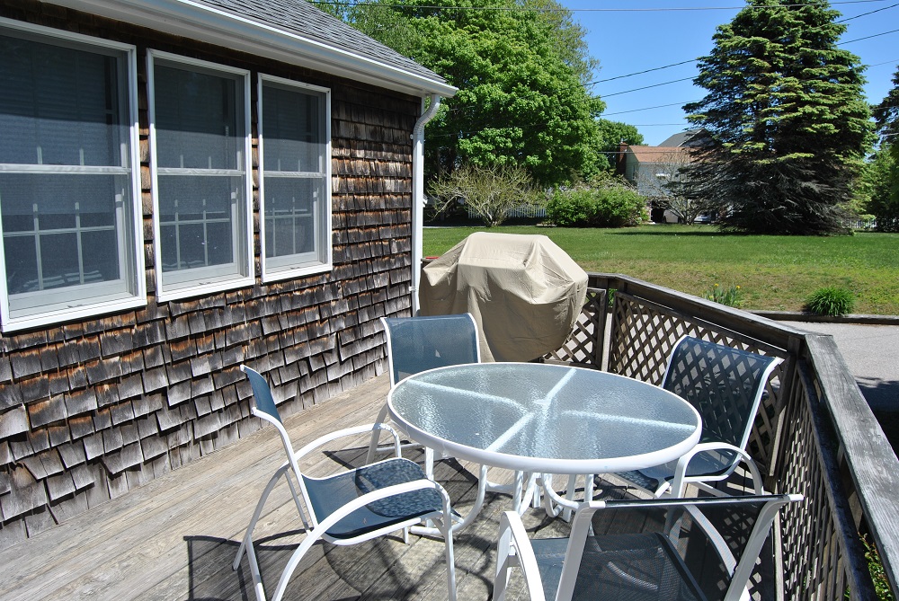 Snug Harbor Beach Rental 1 week left